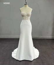 Load image into Gallery viewer, Nadine - Romantic 2 in 1 mermaid style and removable ballgown skirt
