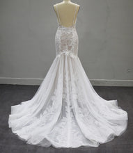 Load image into Gallery viewer, Noa - Lace mermaid wedding dress with champagne lining
