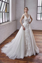Load image into Gallery viewer, Demi - V neck trumpet wedding dress with removeable train
